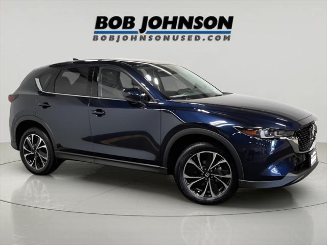 Photo of 2022 Deep Crystal Blue Mica Mazda CX-5