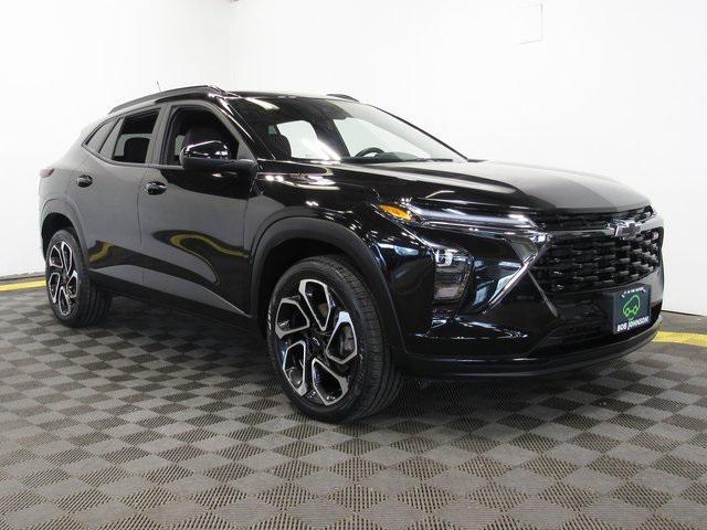 Photo of 2024 Mosaic Black Metallic Chevrolet Trax