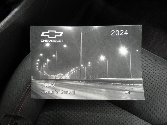 Photo of 2024 Mosaic Black Metallic Chevrolet Trax