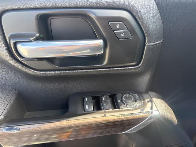 Photo of 2021 Oxford Brown Metallic Chevrolet Silverado 1500
