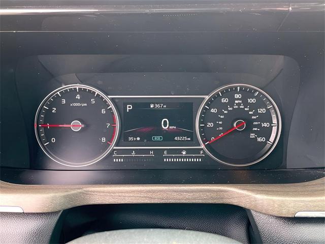 Photo of 2022 Ebony Black Kia Sorento