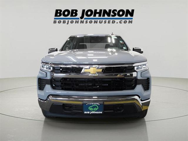 Photo of 2024 Slate Gray Metallic Chevrolet Silverado 1500