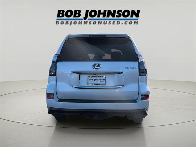Photo of 2023 Eminent White Pearl Lexus GX 460