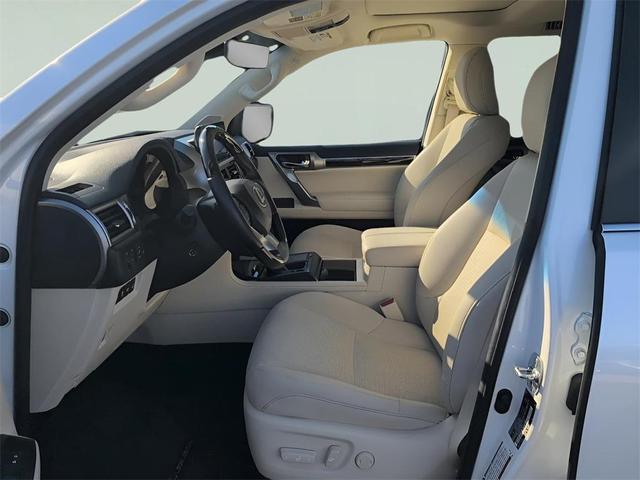 Photo of 2023 Eminent White Pearl Lexus GX 460