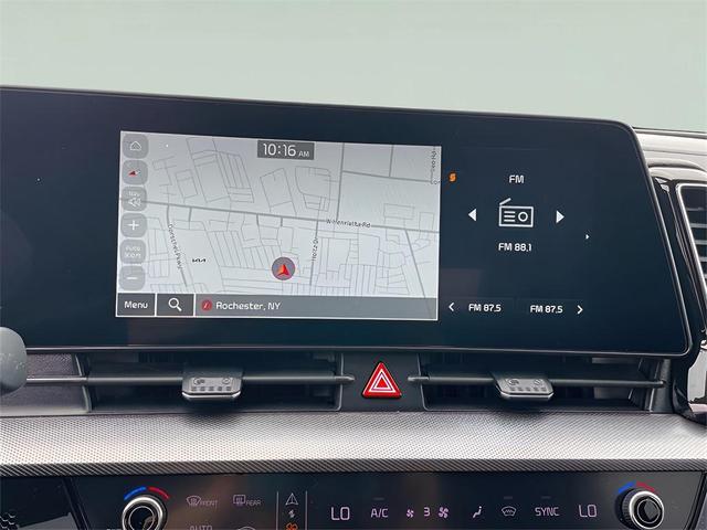 Photo of 2023 Sapphire Blue Kia Sportage