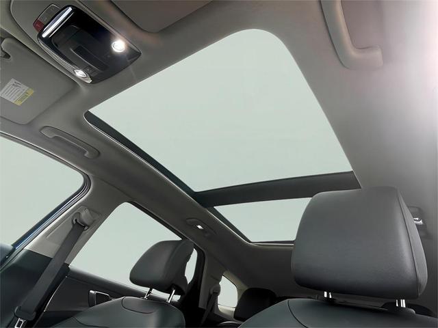 Photo of 2023 Sapphire Blue Kia Sportage