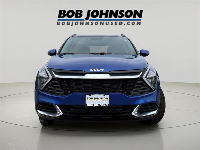 Photo of 2023 Sapphire Blue Kia Sportage