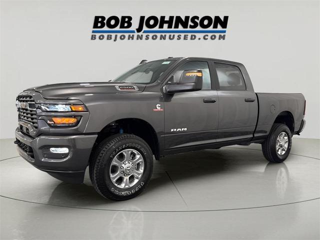 Photo of 2025 Granite Crystal Metallic Clearcoat RAM 2500