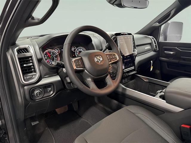 Photo of 2025 Granite Crystal Metallic Clearcoat RAM 2500