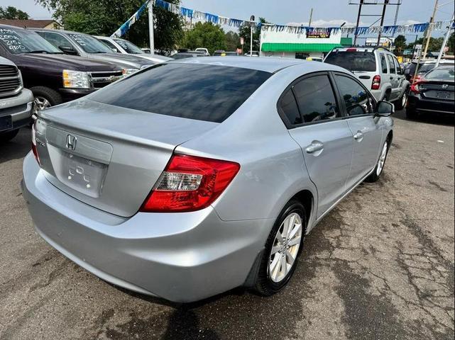 Photo of 2012 Silver Honda Civic