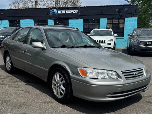 2000 Toyota Camry