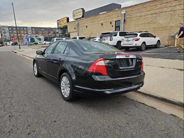Photo of 2010 Tuxedo Black Metallic Ford Fusion Hybrid