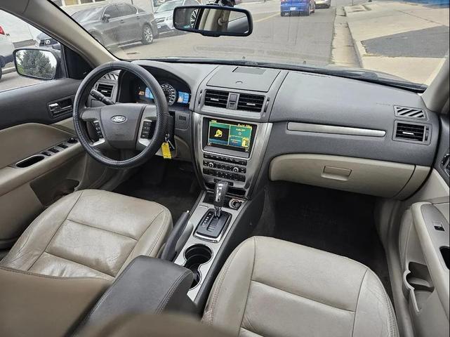Photo of 2010 Tuxedo Black Metallic Ford Fusion Hybrid