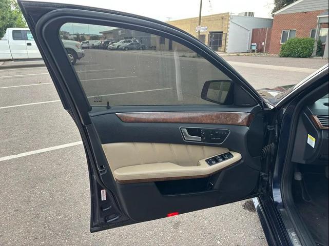 Photo of 2012 Blue Mercedes-Benz E-Class
