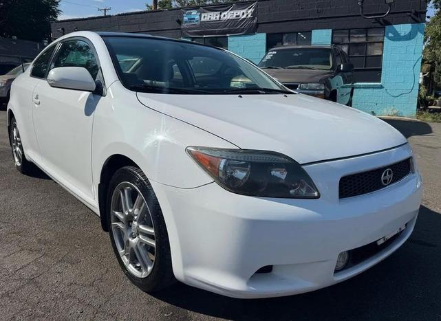 Photo of 2007 White Scion tC