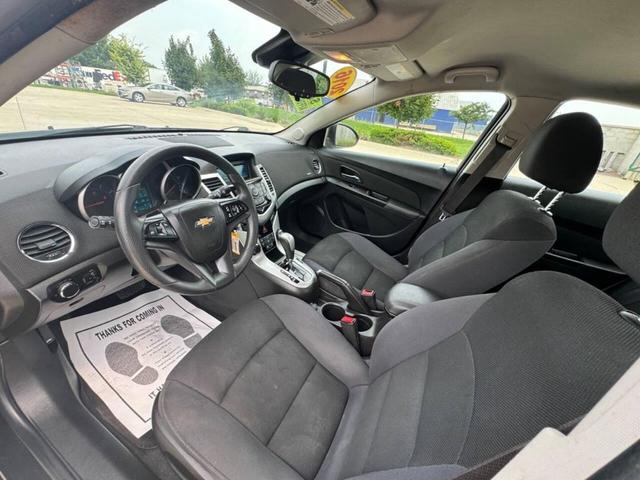 Photo of 2016 Black Granite Metallic Chevrolet Cruze Limited