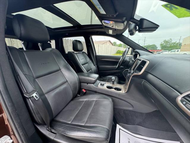 Photo of 2014 Deep Auburn Pearlcoat Jeep Grand Cherokee