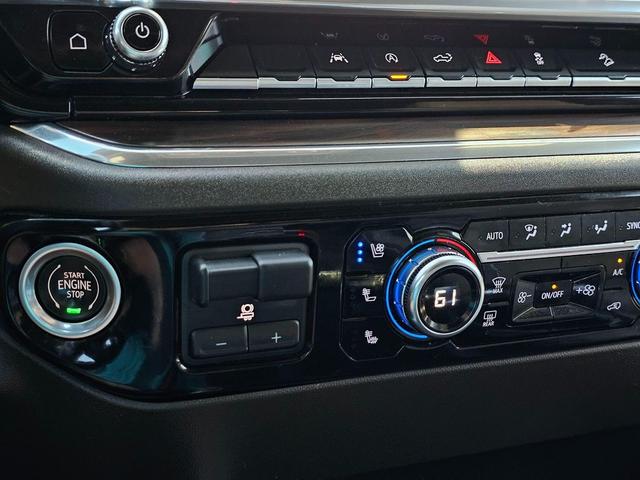Photo of 2023 Summit White GMC Sierra 1500