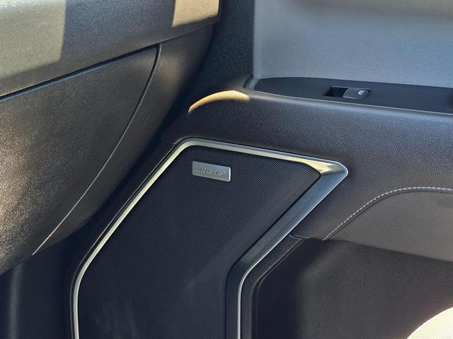 Photo of 2023 Summit White GMC Sierra 1500