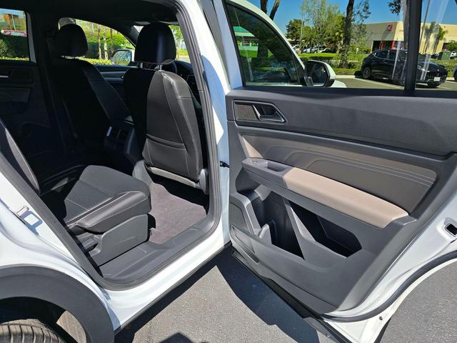 Photo of 2021 Pure White Volkswagen Atlas Cross Sport