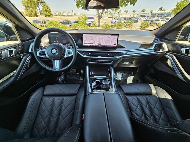Photo of 2025 Carbon Black Metallic BMW X6