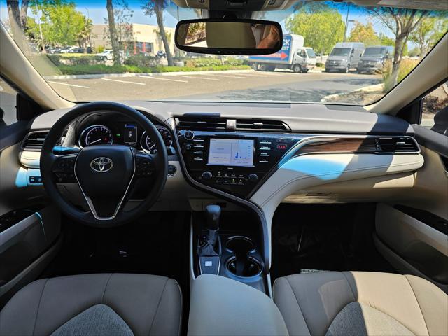 Photo of 2020 Celestial Silver Metallic Toyota Camry