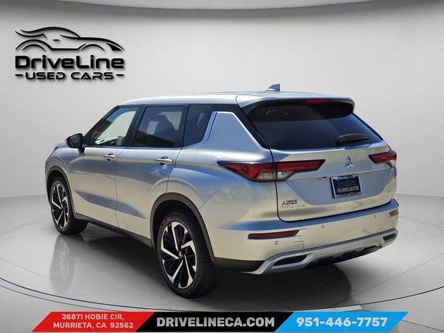 Photo of 2023 Alloy Silver Metallic Mitsubishi Outlander