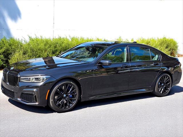 2022 BMW 740