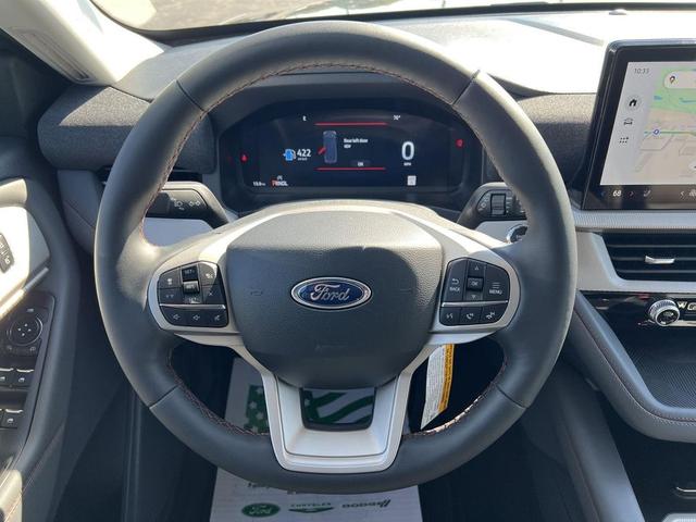 Photo of 2025 Carbonized Gray Metallic Ford Explorer