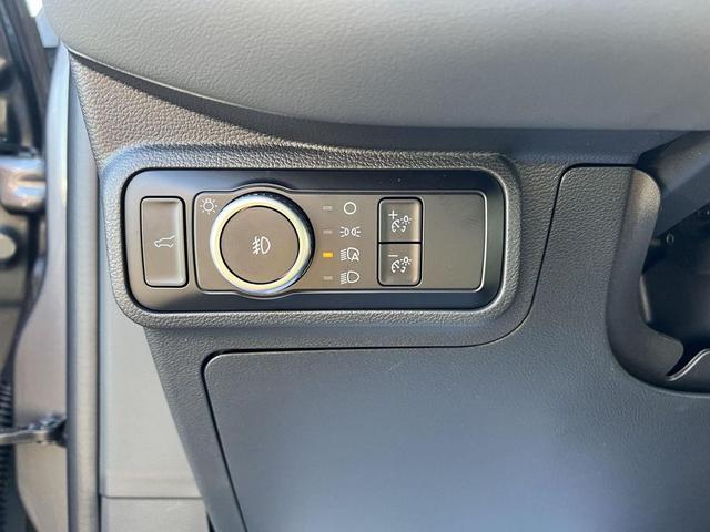 Photo of 2025 Carbonized Gray Metallic Ford Explorer
