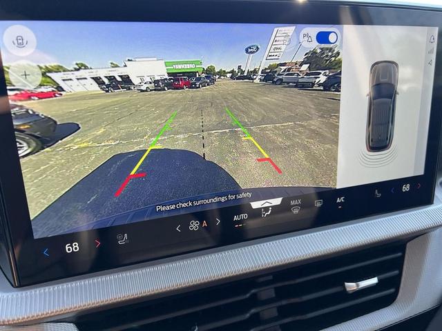 Photo of 2025 Carbonized Gray Metallic Ford Explorer
