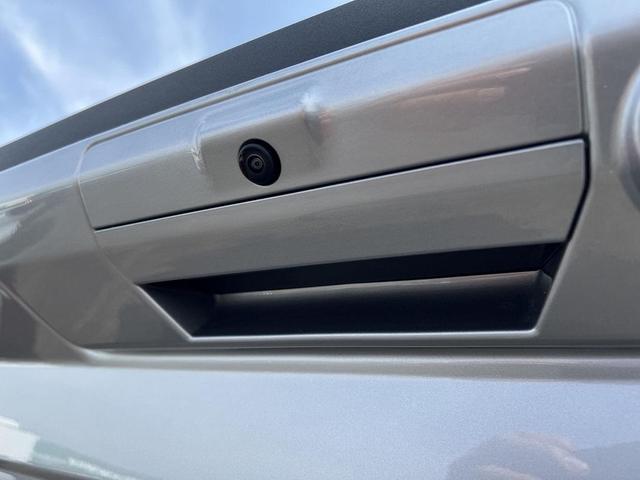Photo of 2025 Iconic Silver Metallic Ford F-150