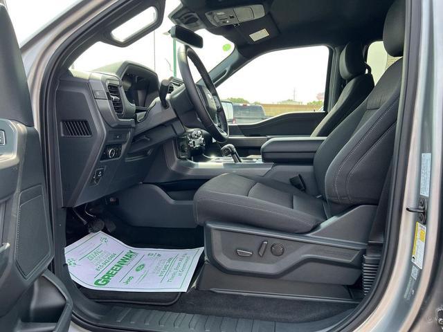 Photo of 2025 Iconic Silver Metallic Ford F-150