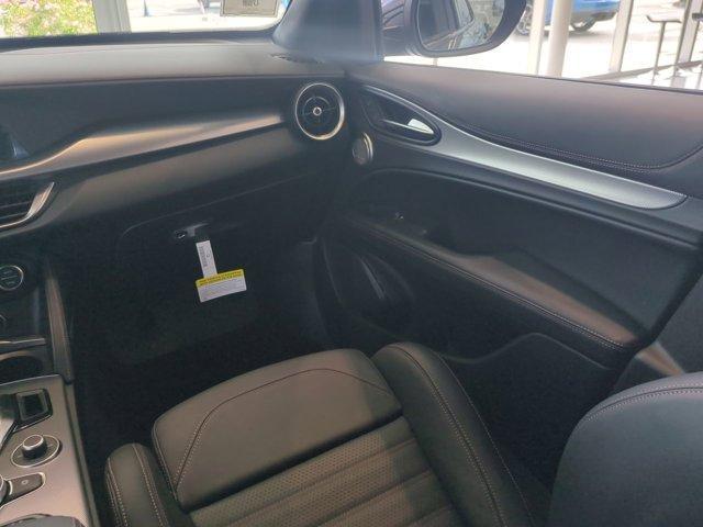 Photo of 2025 Vulcano Black Metallic Alfa Romeo Stelvio