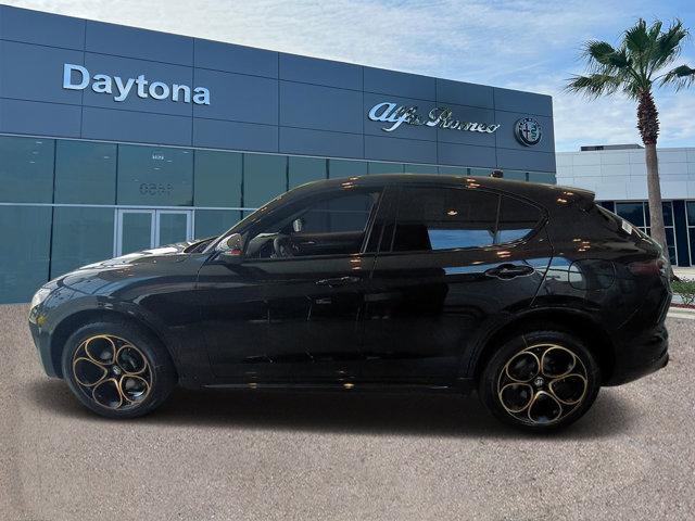 Photo of 2025 Vulcano Black Metallic Alfa Romeo Stelvio