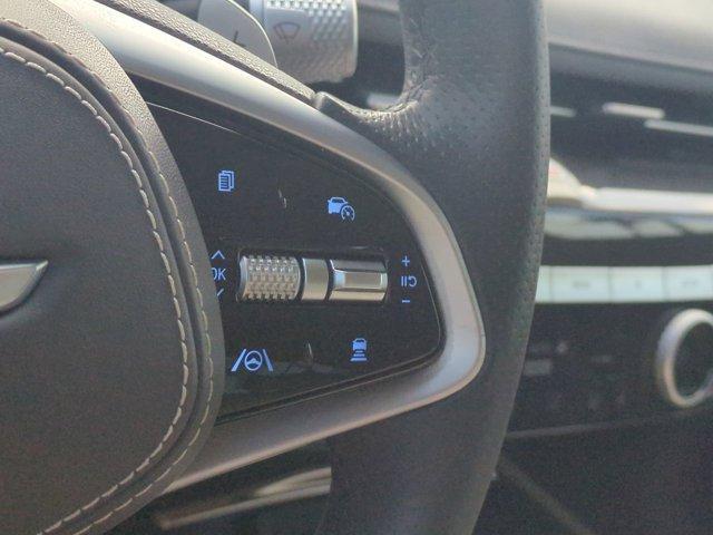 Photo of 2023 White Genesis G80