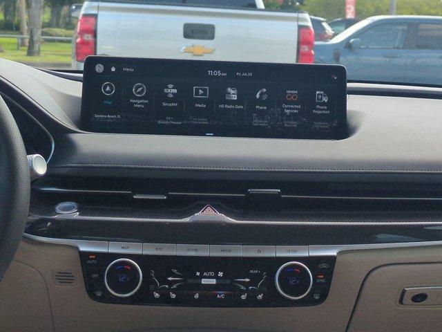 Photo of 2023 White Genesis G80