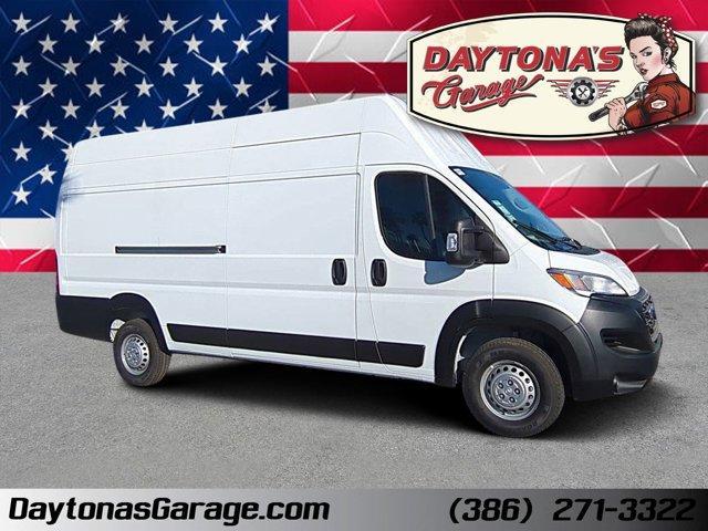 Photo of 2024 Bright White Clearcoat RAM ProMaster 3500