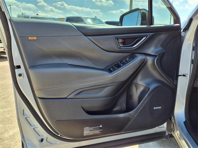 Photo of 2023 Ice Silver Metallic Subaru Forester