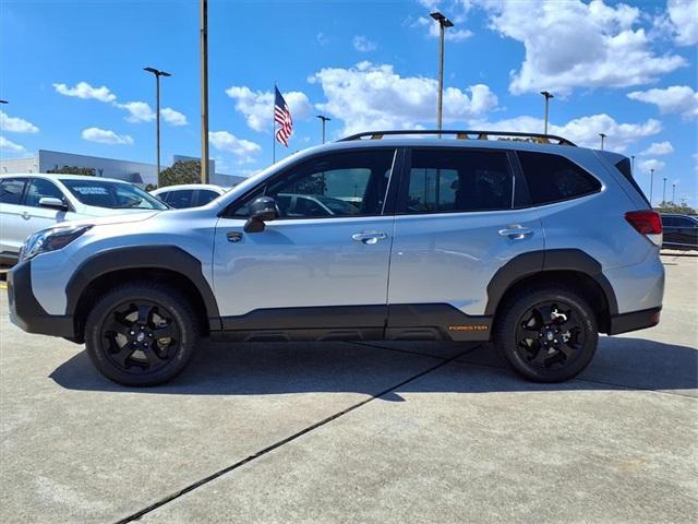 Photo of 2023 Ice Silver Metallic Subaru Forester