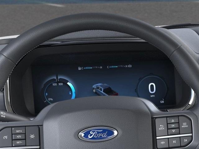 Photo of 2025 Oxford White Ford F-150 Lightning