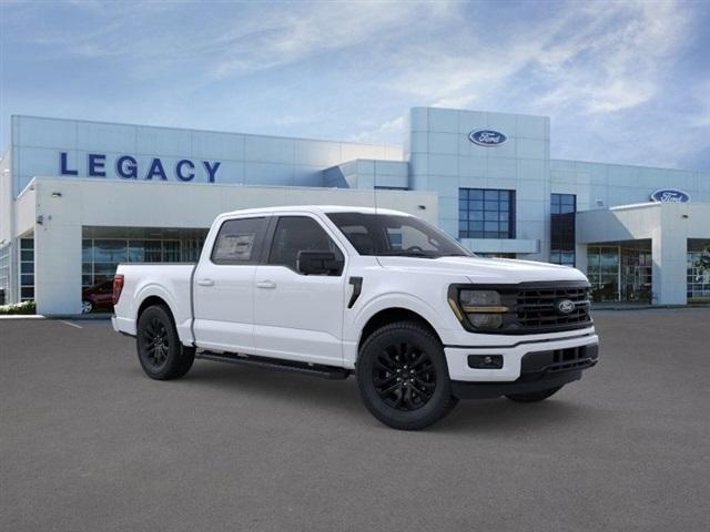 Photo of 2025 Oxford White Ford F-150