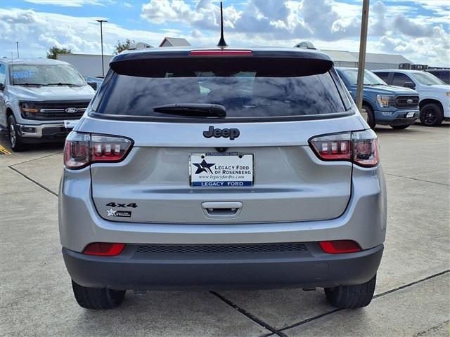 Photo of 2024 Silver Zynith Jeep Compass