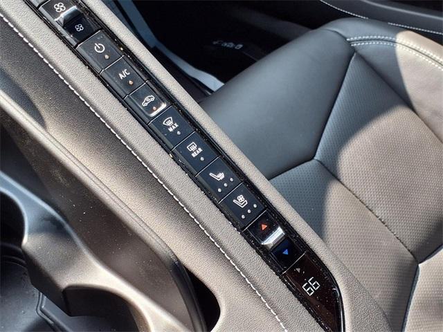 Photo of 2022 Black Chevrolet Corvette