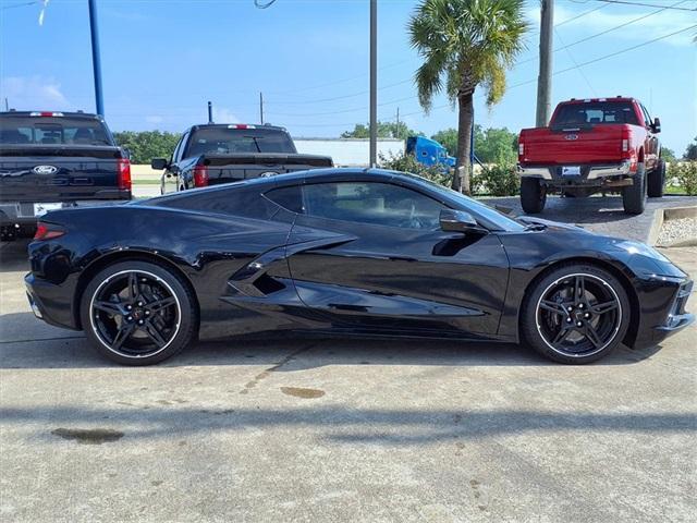 Photo of 2022 Black Chevrolet Corvette