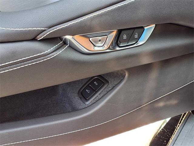 Photo of 2022 Black Chevrolet Corvette