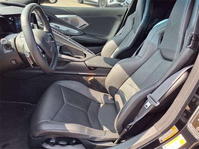 Photo of 2022 Black Chevrolet Corvette