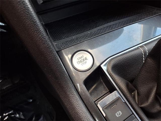 Photo of 2022 Pyrite Silver Metallic Volkswagen Tiguan
