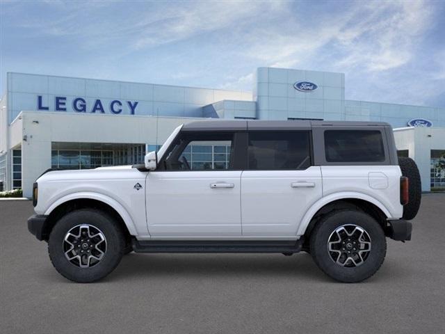 Photo of 2025 Oxford White Ford Bronco