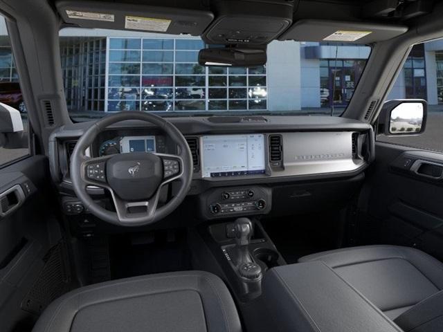 Photo of 2025 Oxford White Ford Bronco